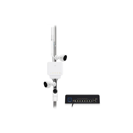 SWITCH 5P GIGABIT DI CUI 1P POE UBI QUIT